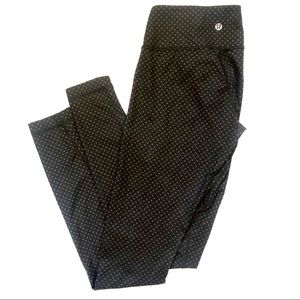 Lululemon Wunder Under black polka dot leggings